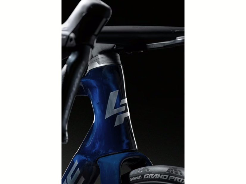 LAPIERRE Xelius DRS 10.0 Translucent Hex Blue (2025) - Varianta: XS