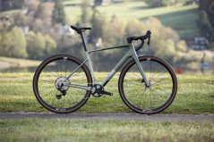 SUPERIOR XR 9.5 GR / Matte Green Grey / Green