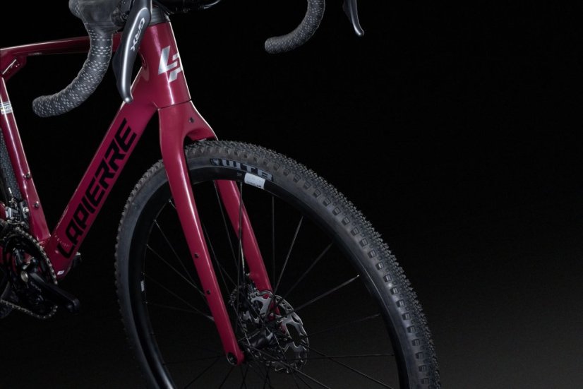LAPIERRE Crosshill CF 6.0 Strong Ruby Red (2025) - Varianta: XS