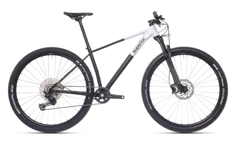 SUPERIOR XP 6.2 / Matte black/ White - Velikost: 29x19.0"(L)