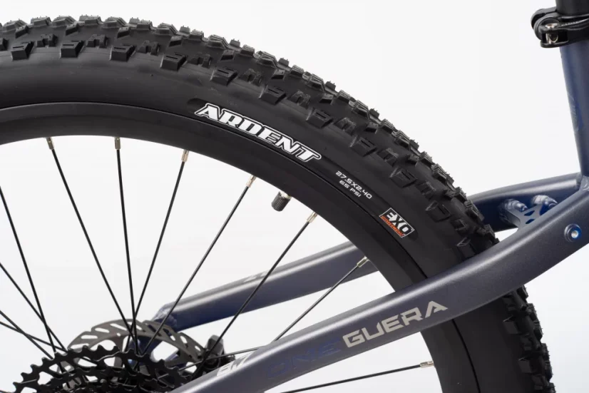 CRUSSIS ONE-Guera 8.7-S (2022) - Velikost rámu: 17"