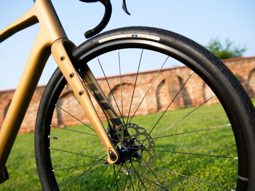 AUTHOR Guru 2.0 2025 - Velikost: 48