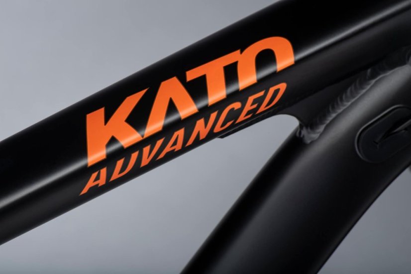 GHOST Kato Advanced 27.5 Black/Monarch Orange Matt (2025) - Varianta: M