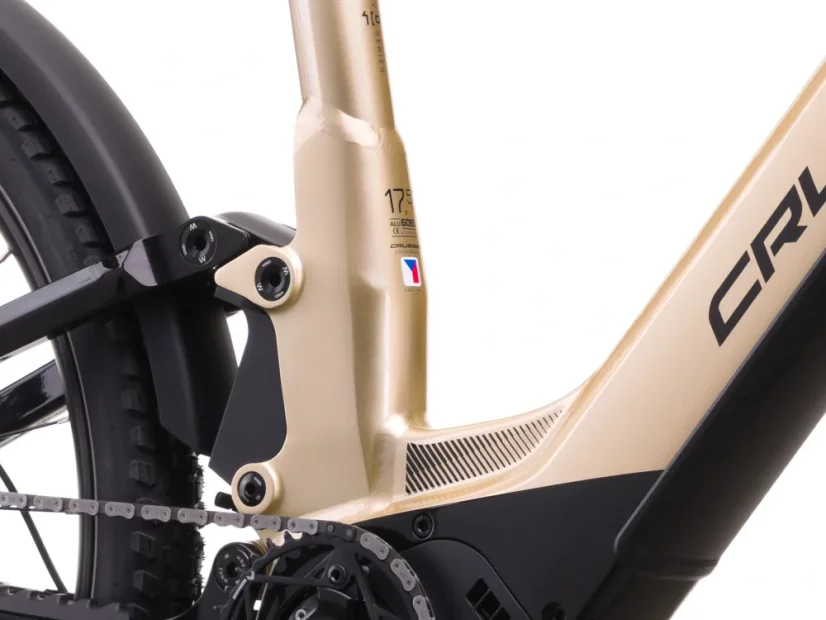 CRUSSIS e-Country full 10.11 (2026) - Velikost rámu: 715 Wh - 17,5"